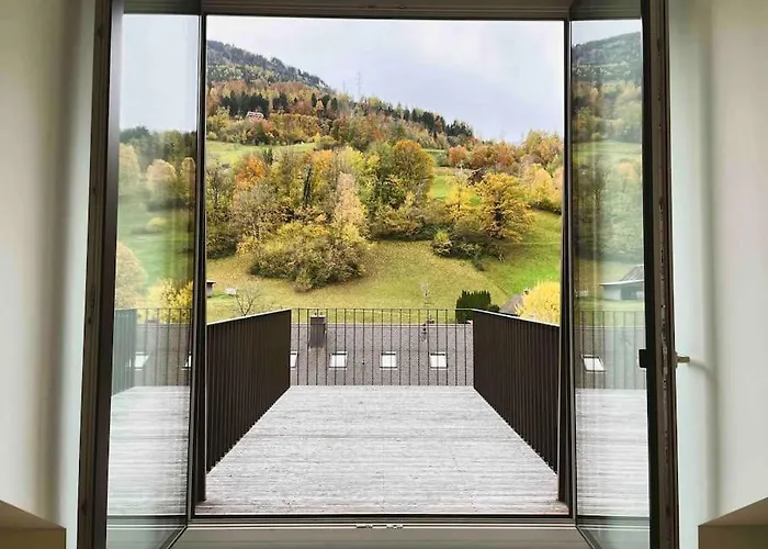 Stilvolles Loft Mit Naturpool شقة *