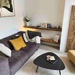 Stilvolles Loft Mit Naturpool Apartment *