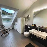 Stilvolles Loft Mit Naturpool *