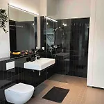 Apartment Stilvolles Loft Mit Naturpool